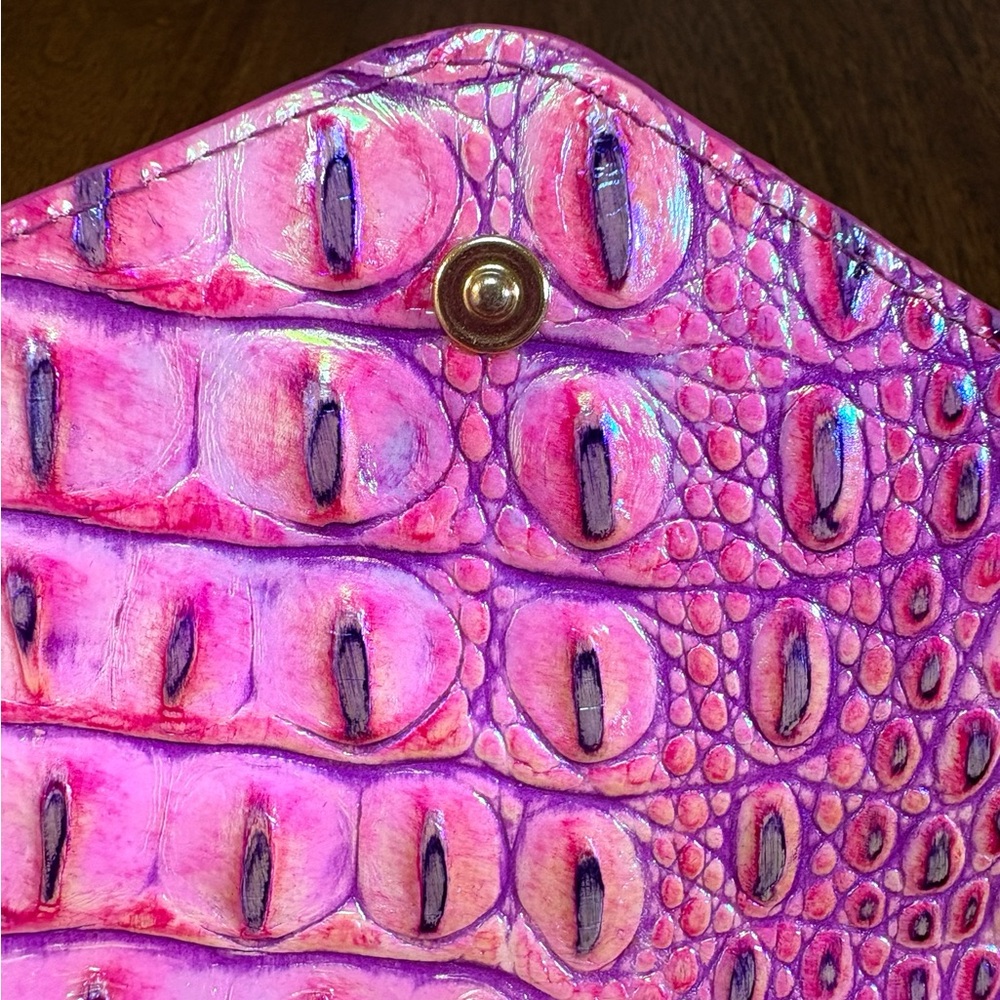 **SOLD**Brahmin EUC Veronica - Purple Iris - Holographic Purple/Pink - Leather - Picture 7 of 14